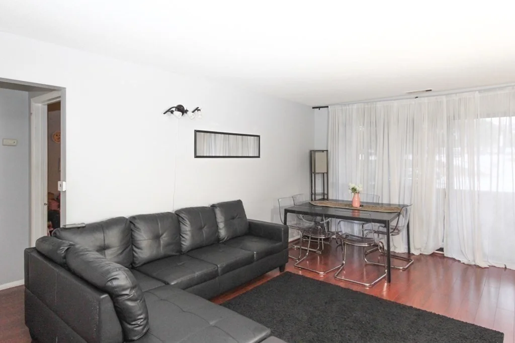 68 Shrewsbury Green Dr, Shrewsbury
