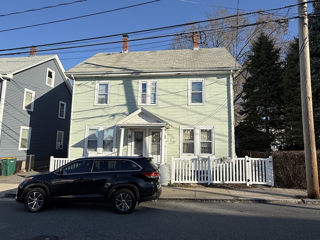 76 Fowle St, Woburn