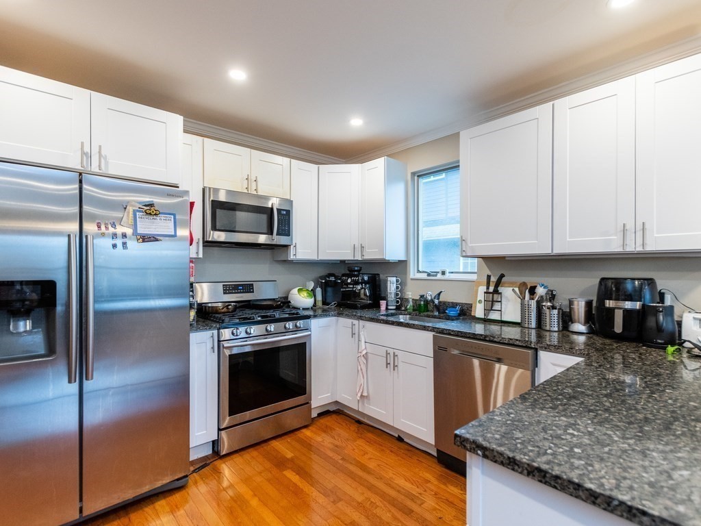 107 Kenrick St, Brighton