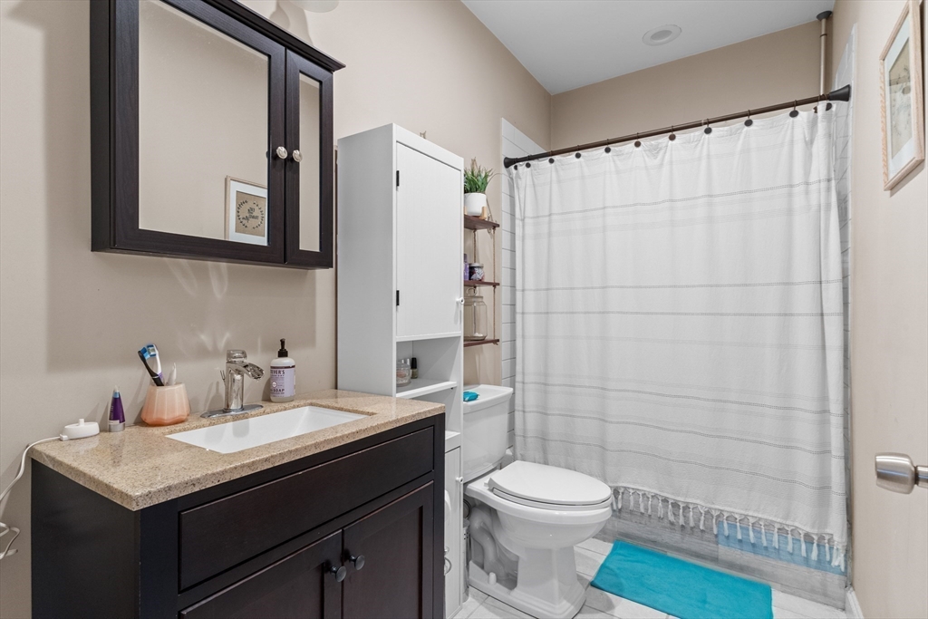 655 Cross St, Malden