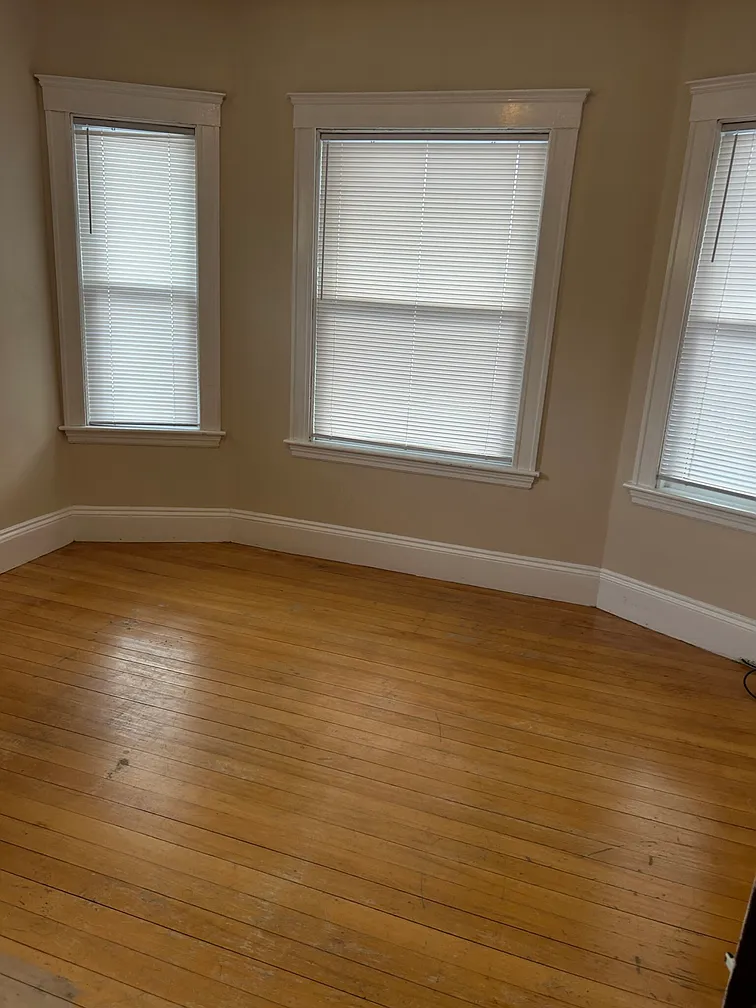 61 Frederick Ave, South Medford