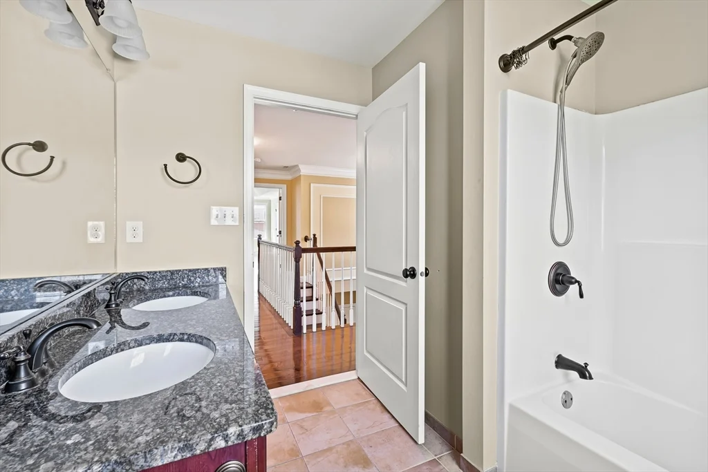 46 Hound Pack Cir, Walpole