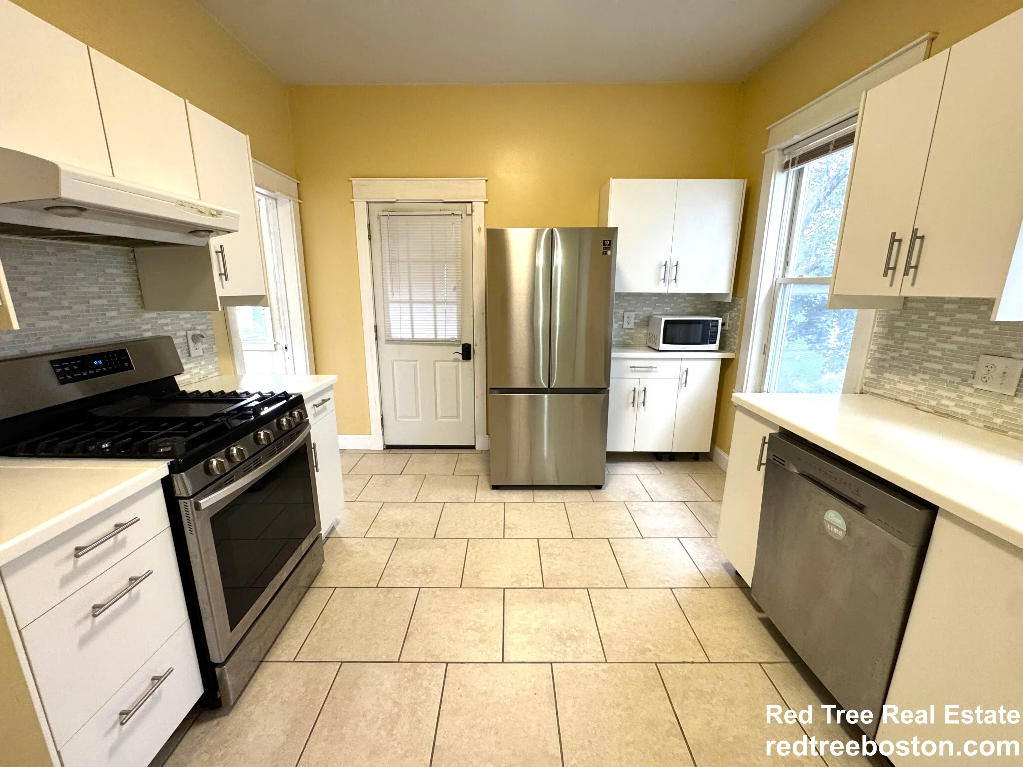 24 Weld Hill St, Jamaica Plain