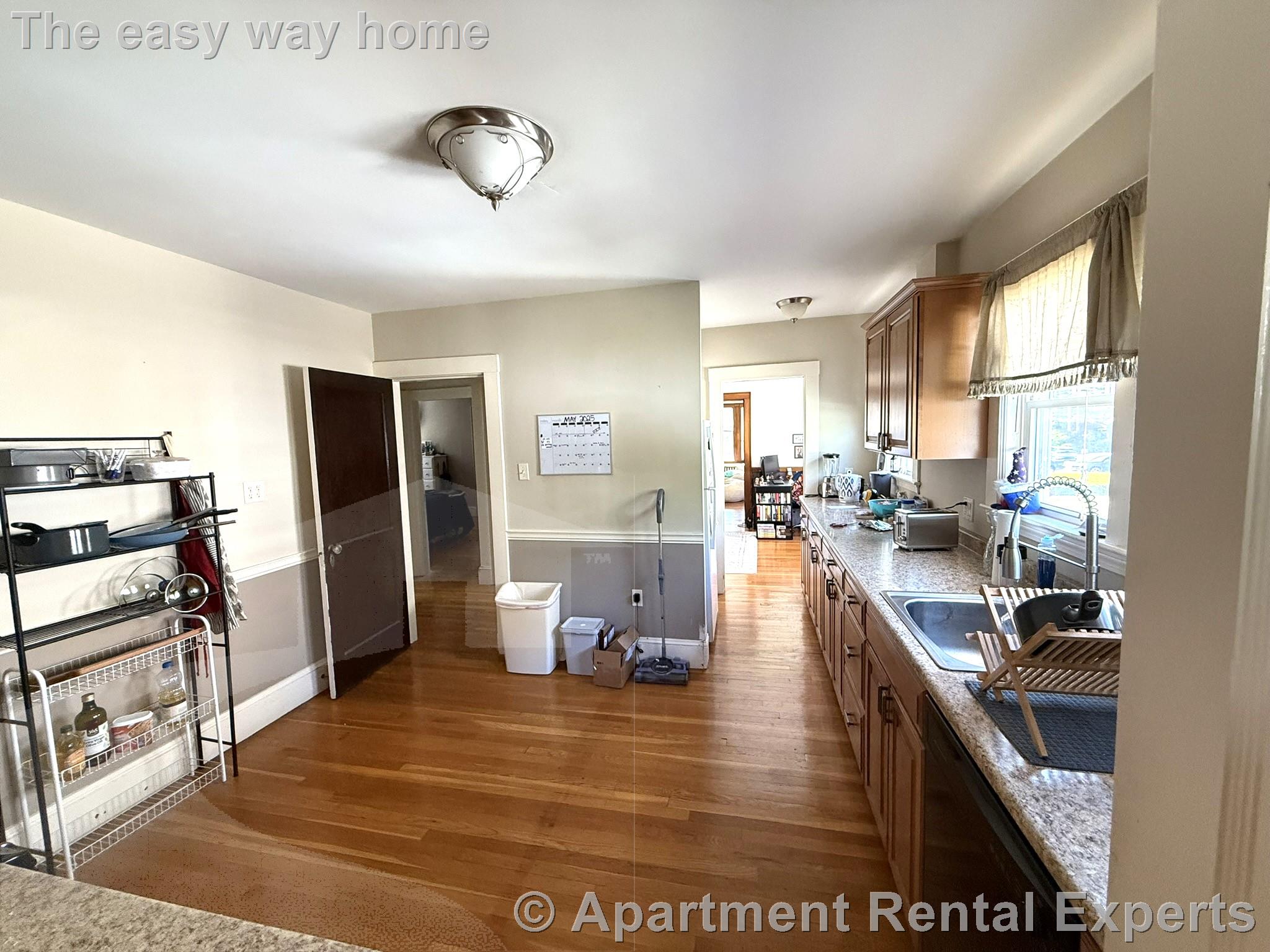 53 Forest St, Medford Square