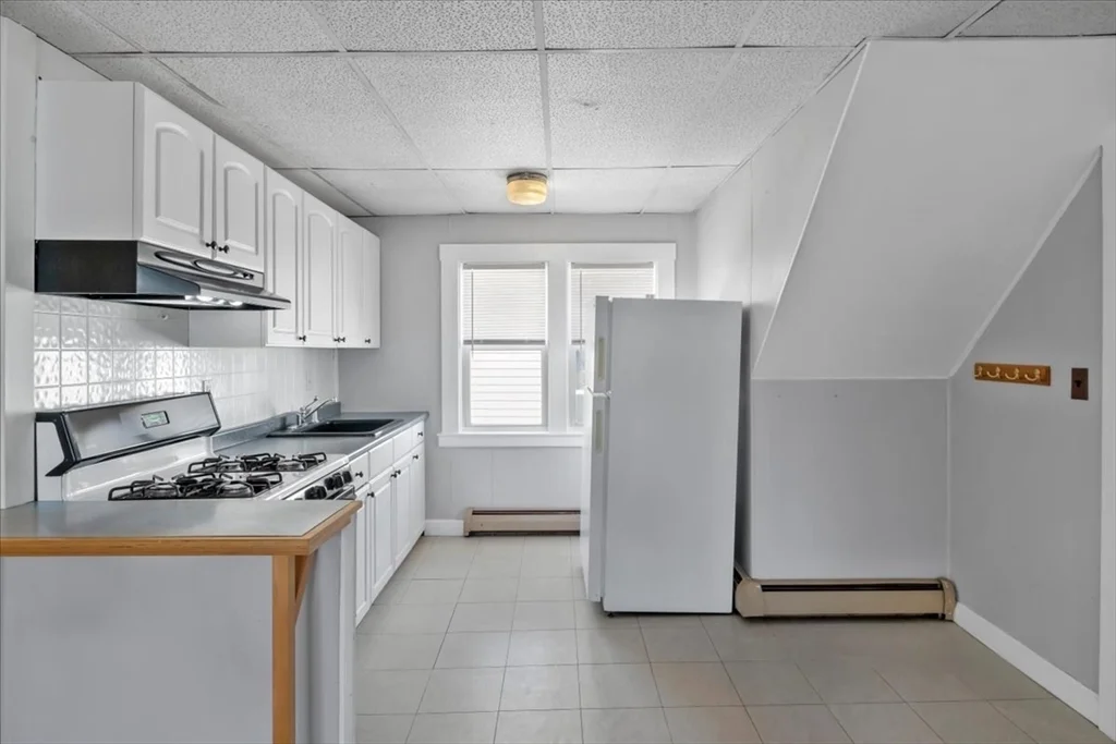 38 Sheffield Rd, Roslindale