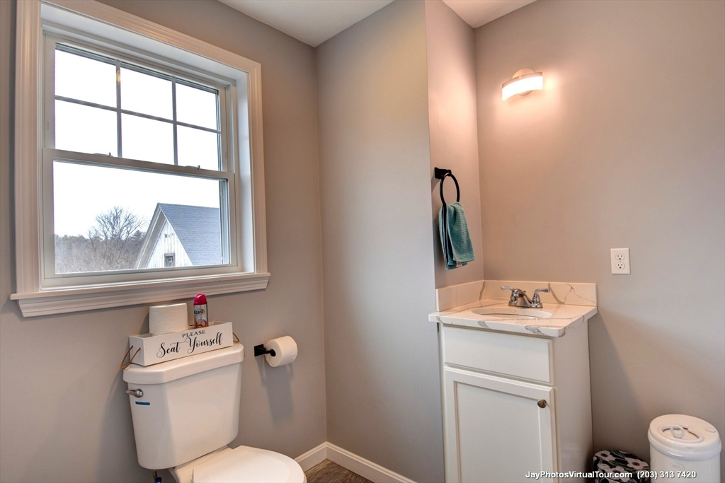 110 Apricot St, Webster Square