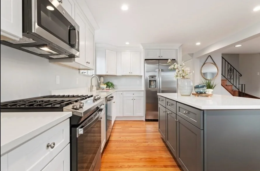 35 Serino Way, Saugus