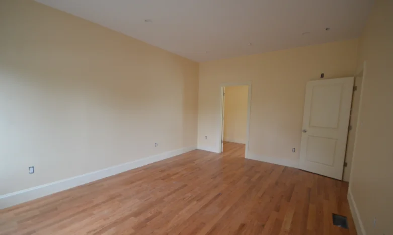 122 Tremont St, Brighton