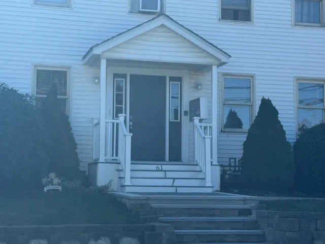 61 Plain St, Taunton