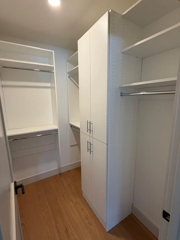 1025 Massachusetts Ave, Arlington Heights