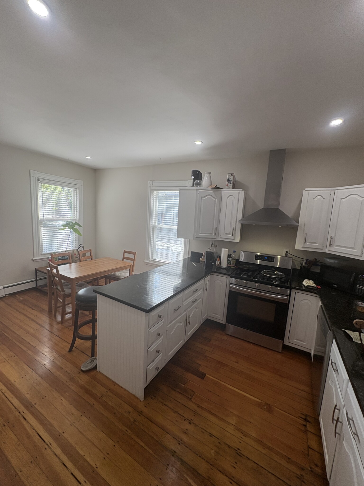 368 Washington St, The Port