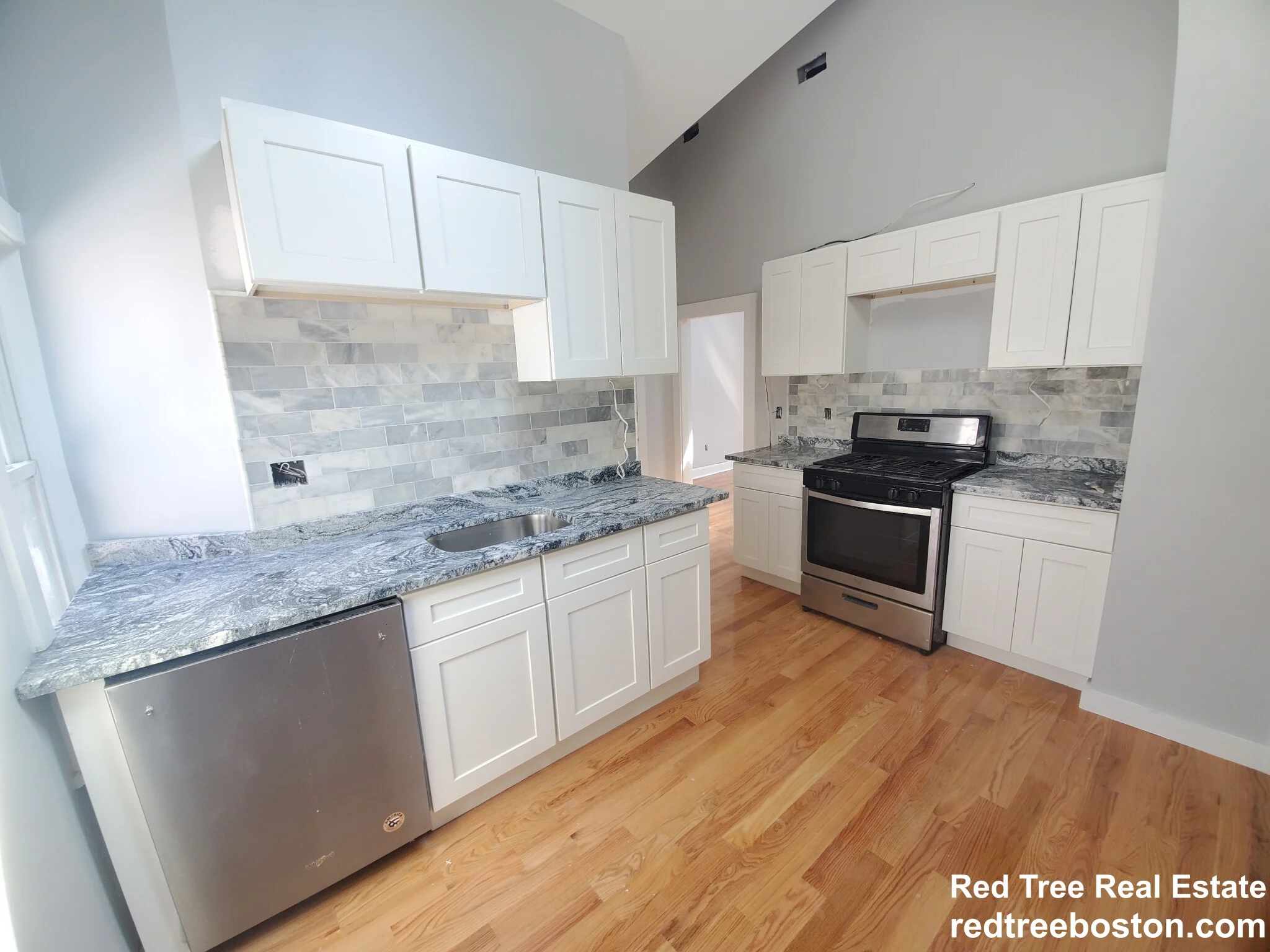 72 Marshall St, Medford