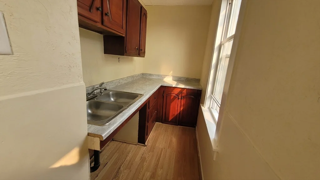 24 Everard, Worcester