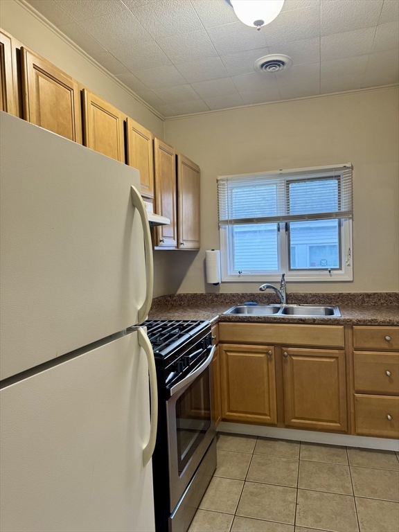 40 Lucas St, South End