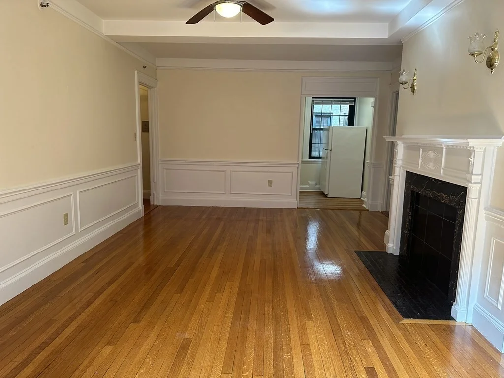 124 Bowdoin, Beacon Hill