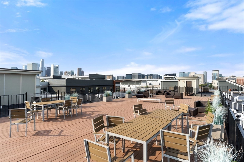 339 D St, South Boston