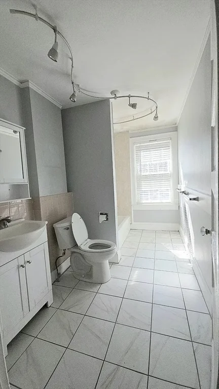 9 Kenilworth St, Shawsheen Village