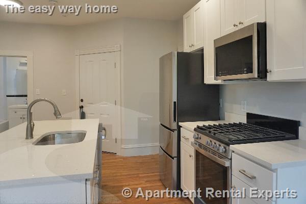 2 Ivaloo St, Porter Square