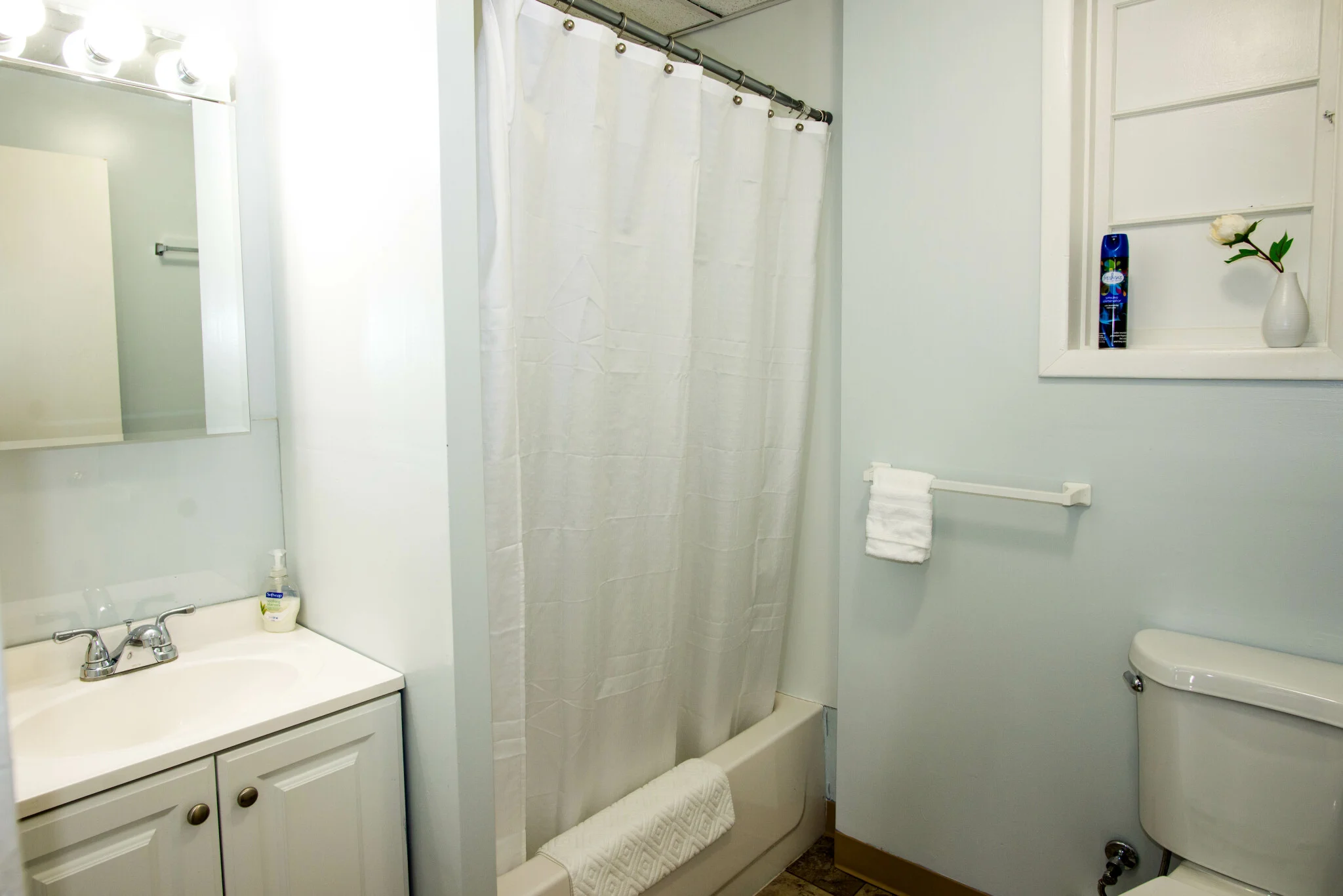 42 Everett St, East Boston