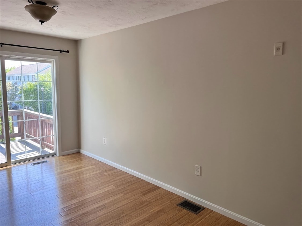 41 Boston Rd, North Billerica