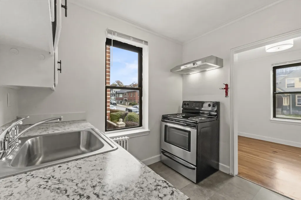 38-40 Cedar St, Worcester