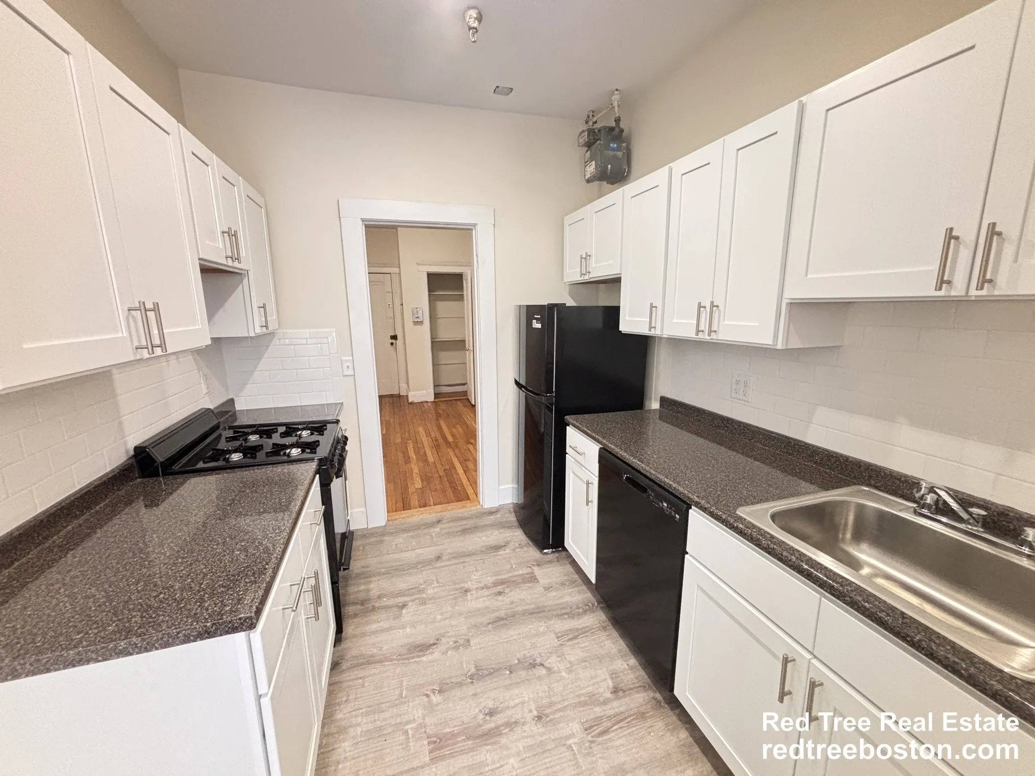 1800 Commonwealth Ave, Brighton