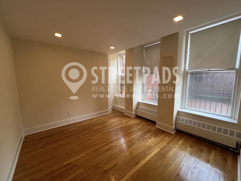 2 Ware St, Mid-Cambridge