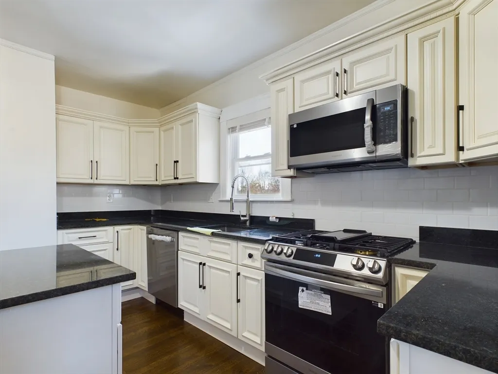 160 Williams St, Jamaica Plain