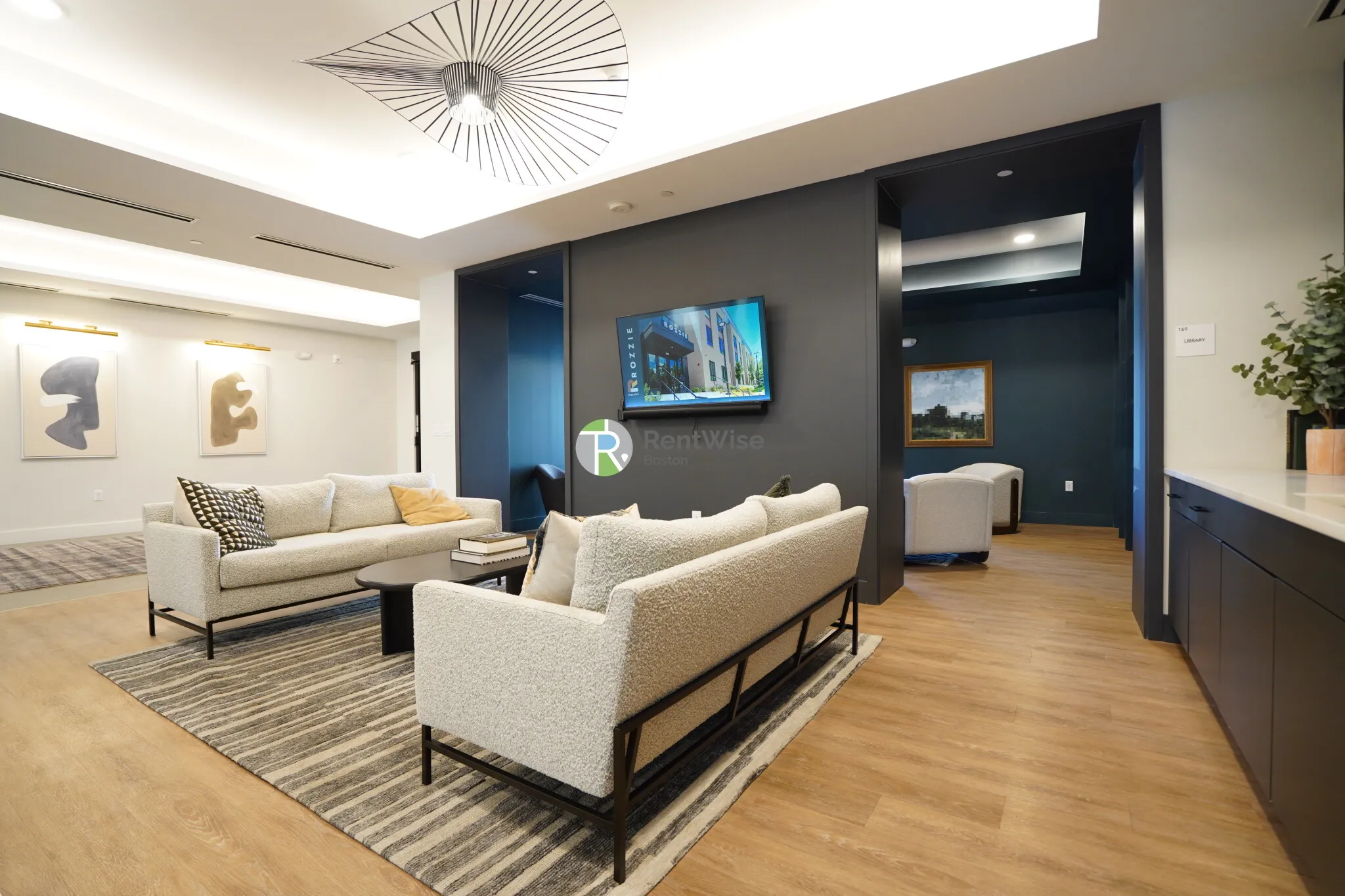 289 Walk Hill St, Roslindale