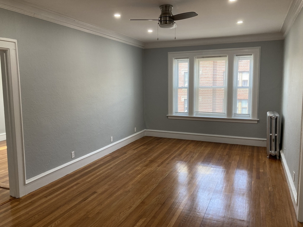 9 Park Vale Ave, Brighton