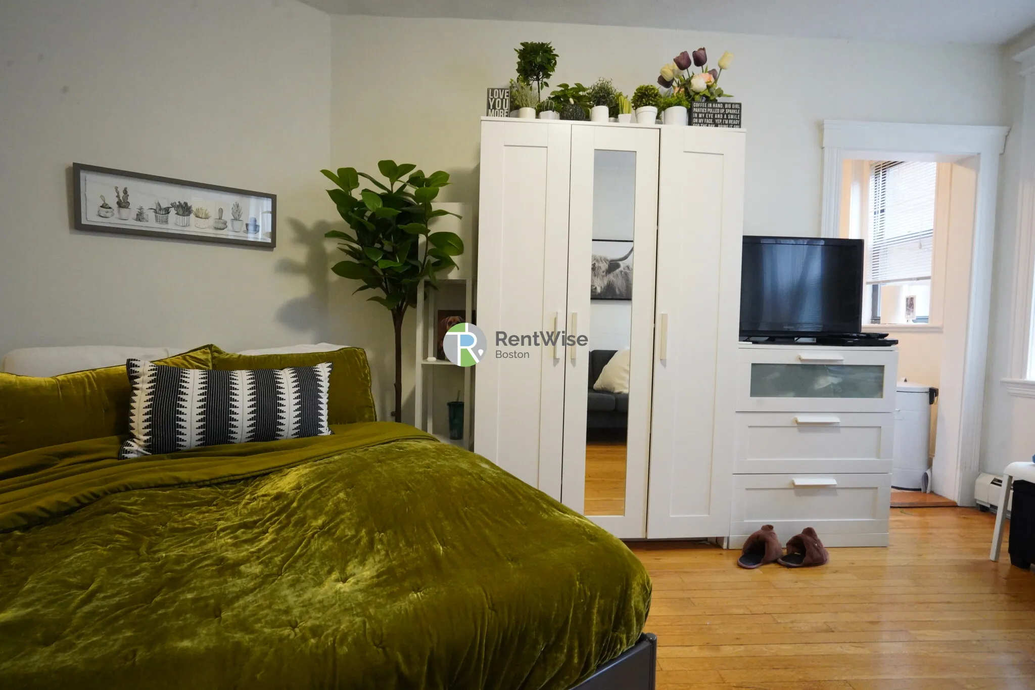 78 Brainerd Rd, Allston