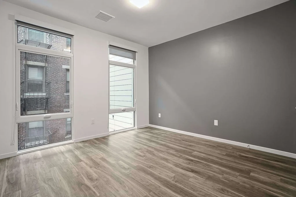 839 Beacon St, Fenway