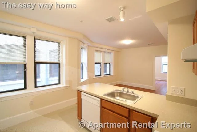 881 Massachusetts Ave, Central Square