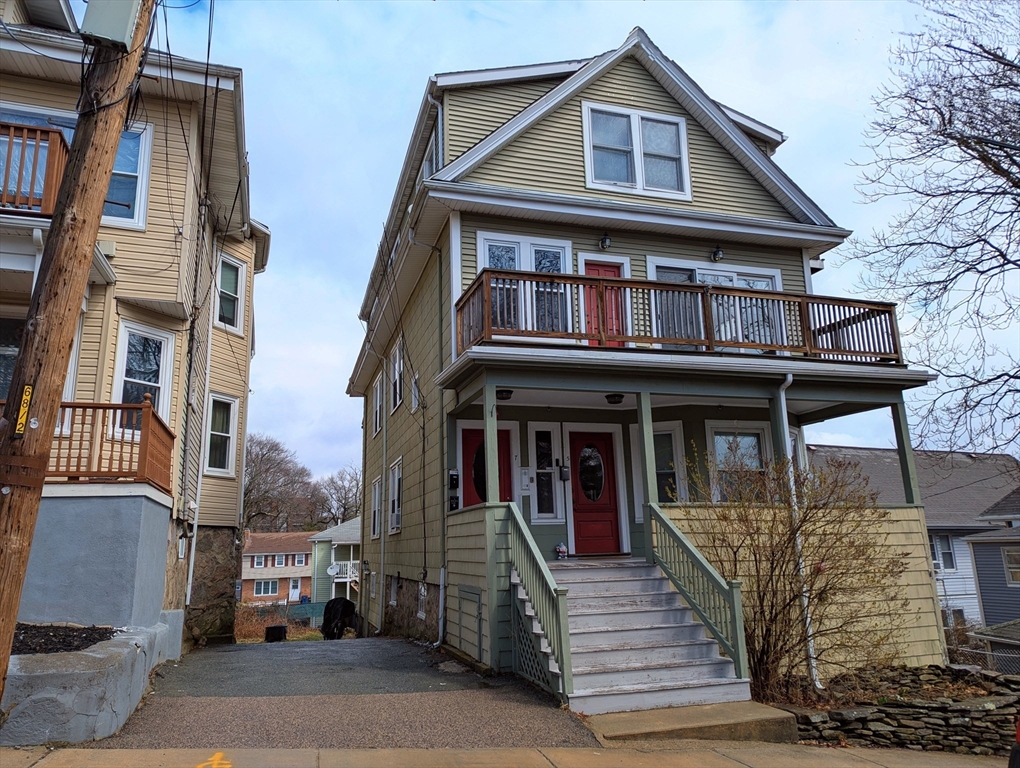 7 Weymouth Ave, West Roxbury