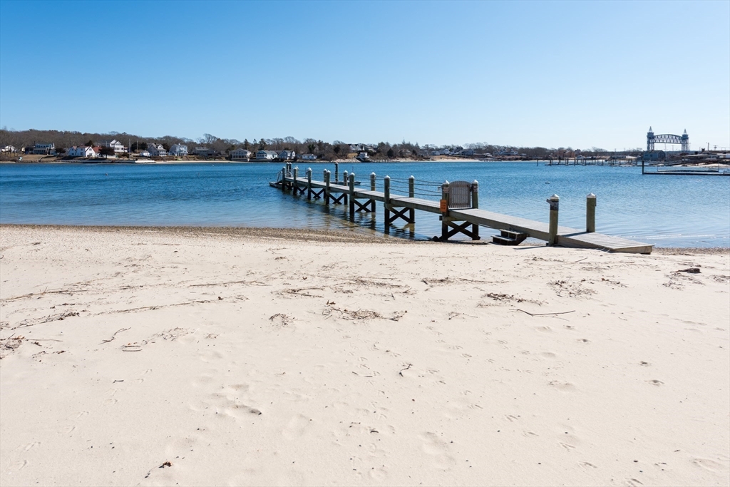 16 Jefferson Shores Rd, Cohasset Narrows