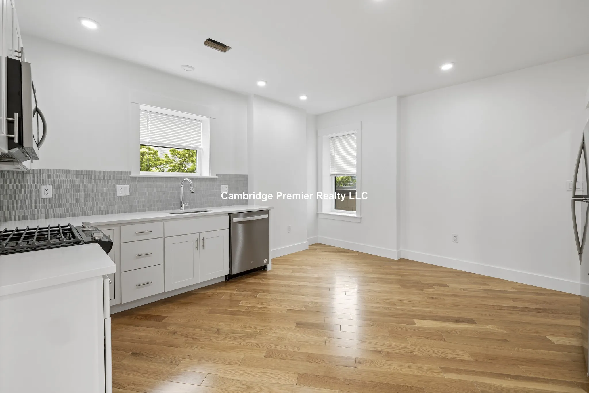 406 Columbia St, Wellington-Harrington