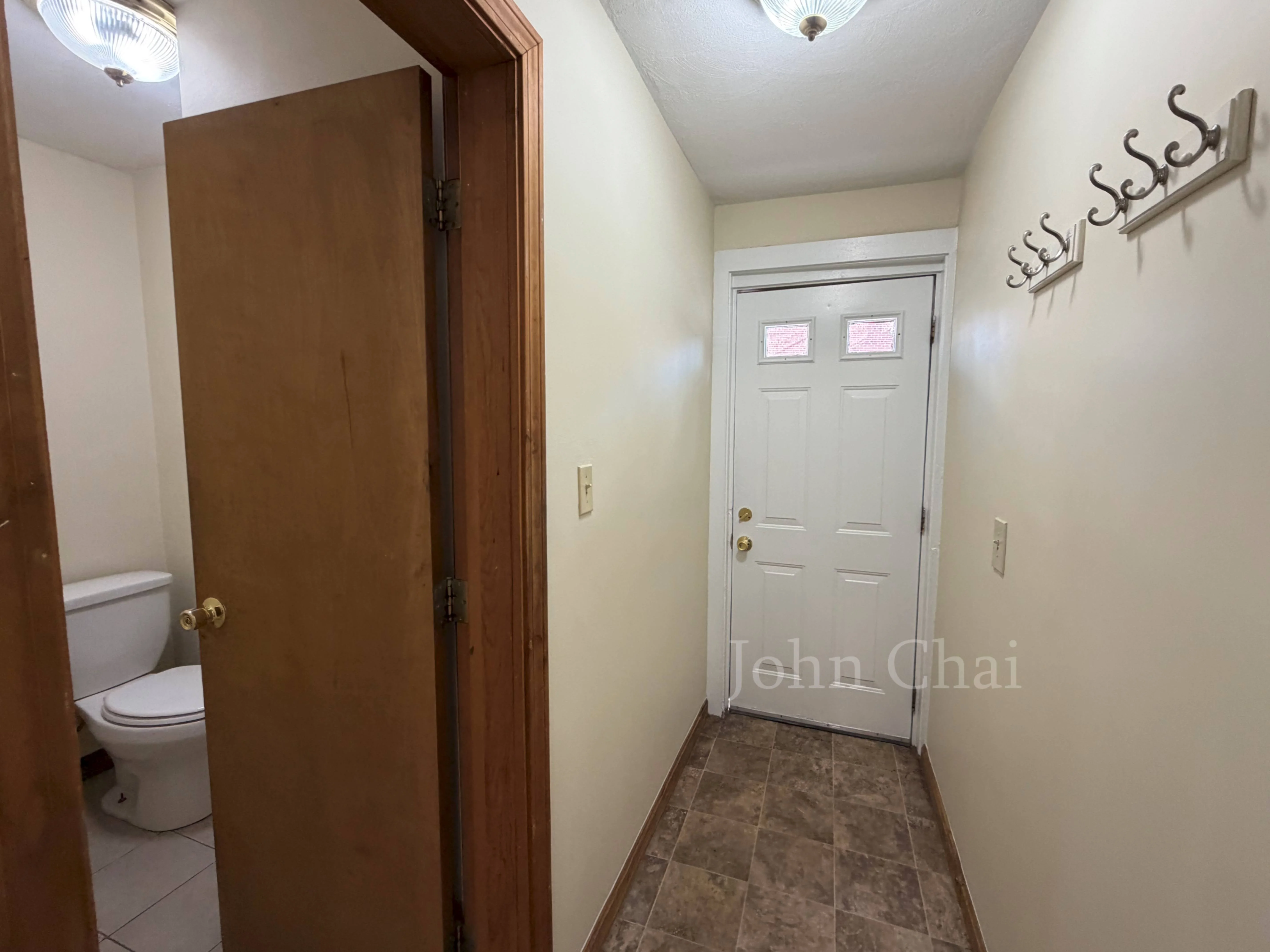 96 Nichols Ave, Watertown