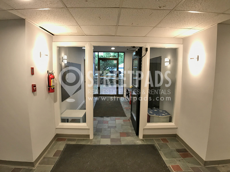 2018 Commonwealth Ave, Brighton