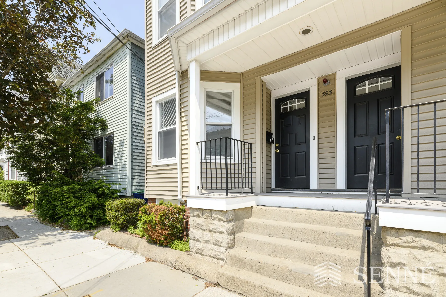 393 Washington St, Ward Two