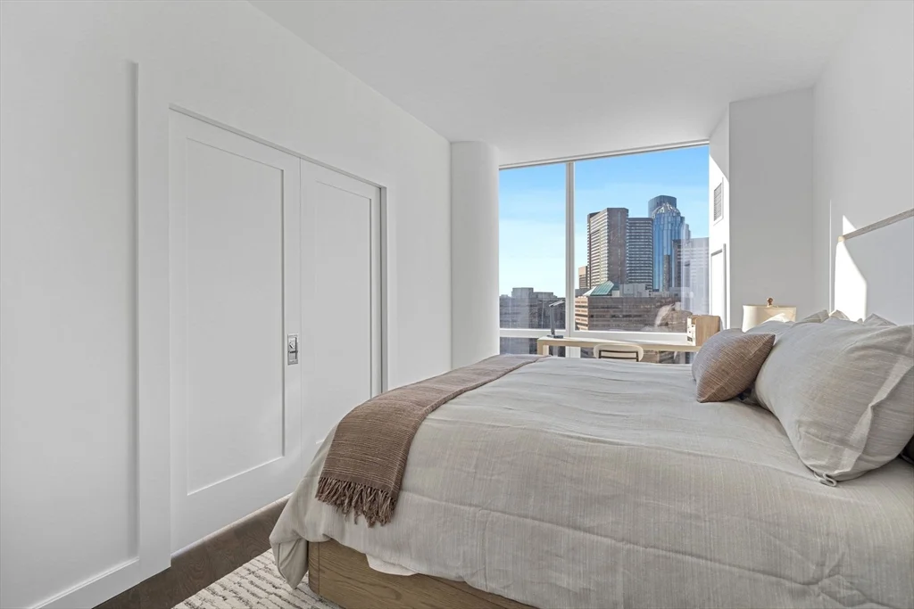 430 Stuart St, Back Bay