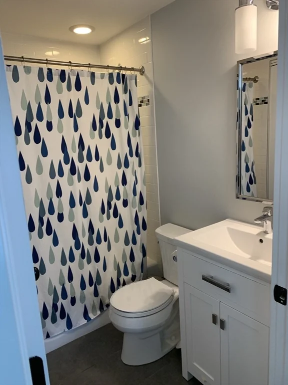 55 Eliot Cres, Chestnut Hill