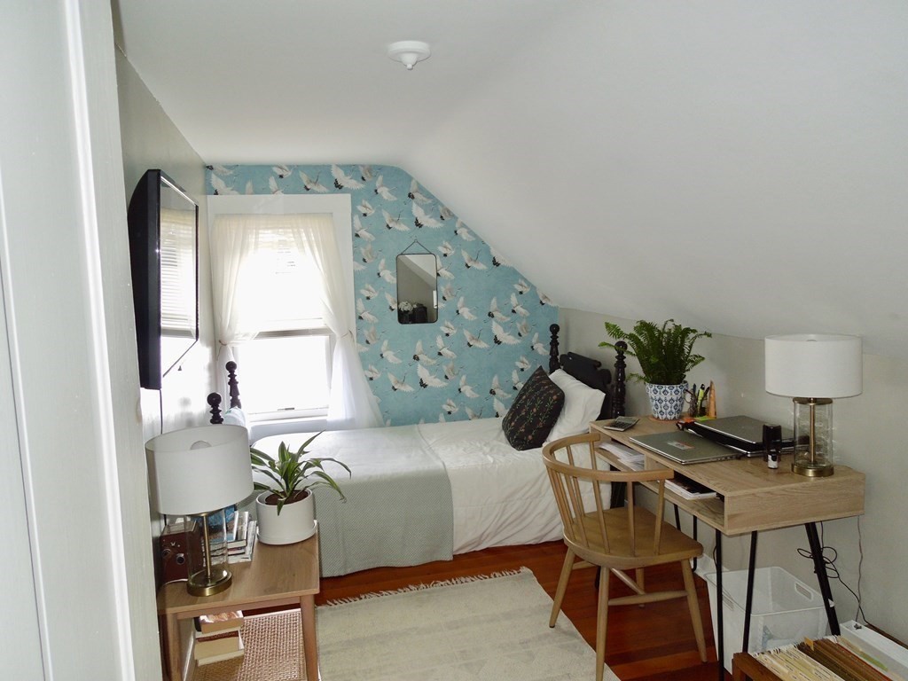 301R Court St, Plymouth