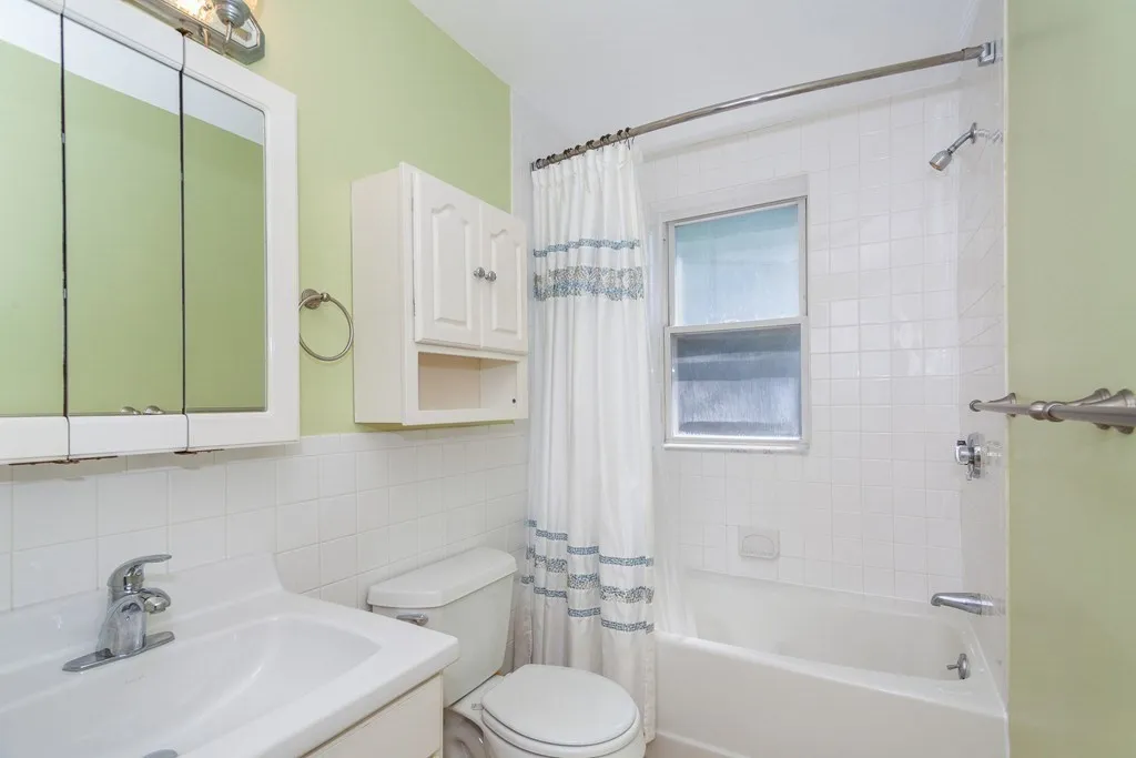 108 Washington, Brighton