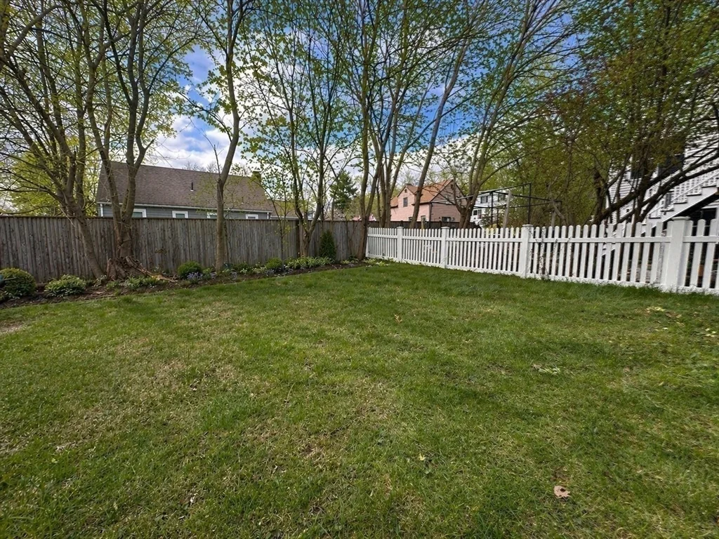 3 Westview Rd, Natick