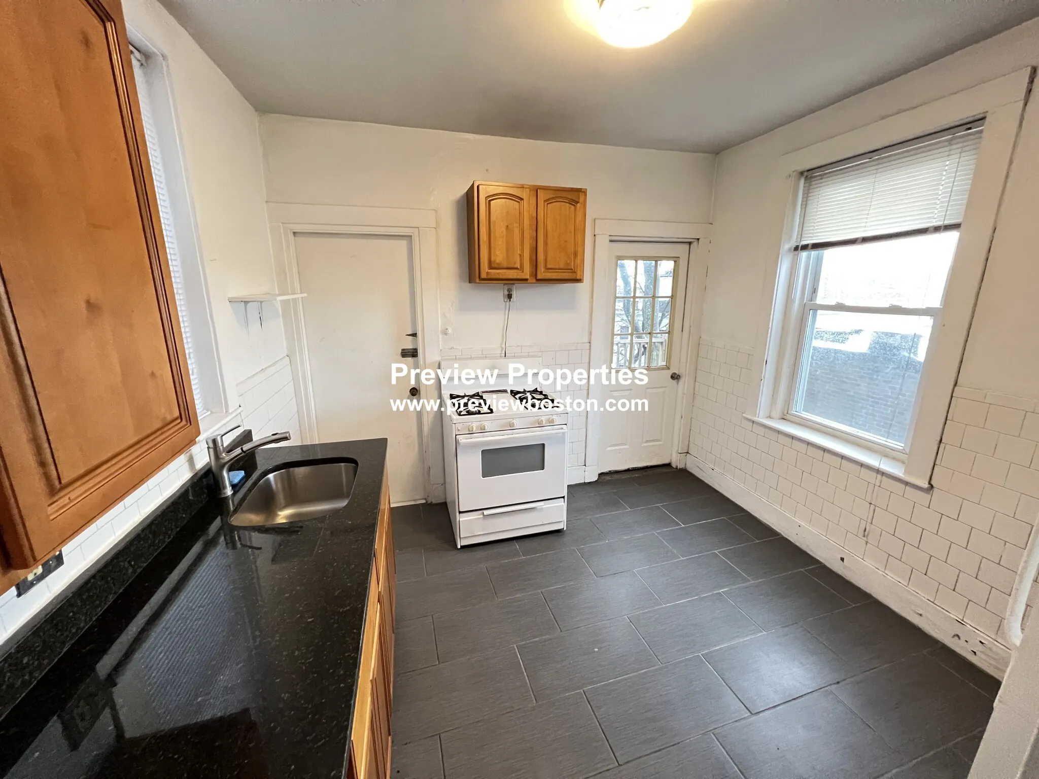 1377A Commonwealth Ave, Allston