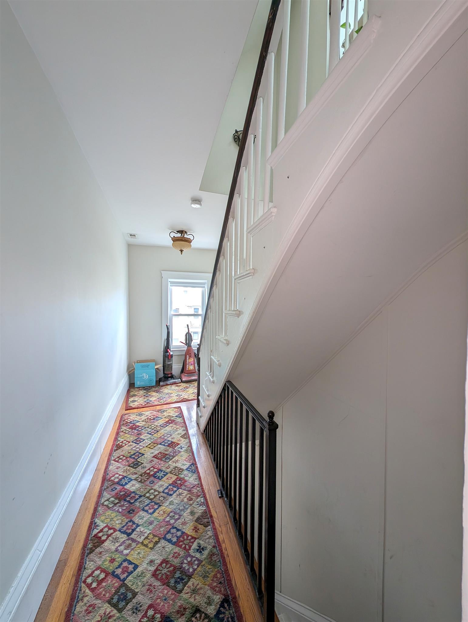 65 Medford St, South Medford