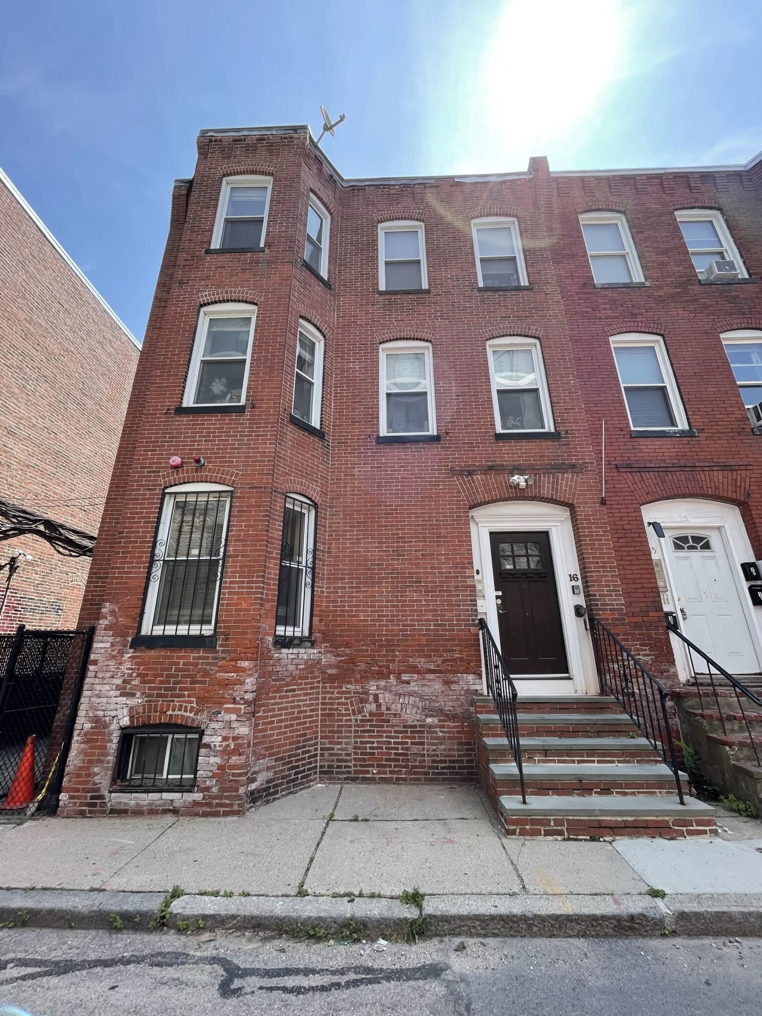 16 Sewall St, Mission Hill