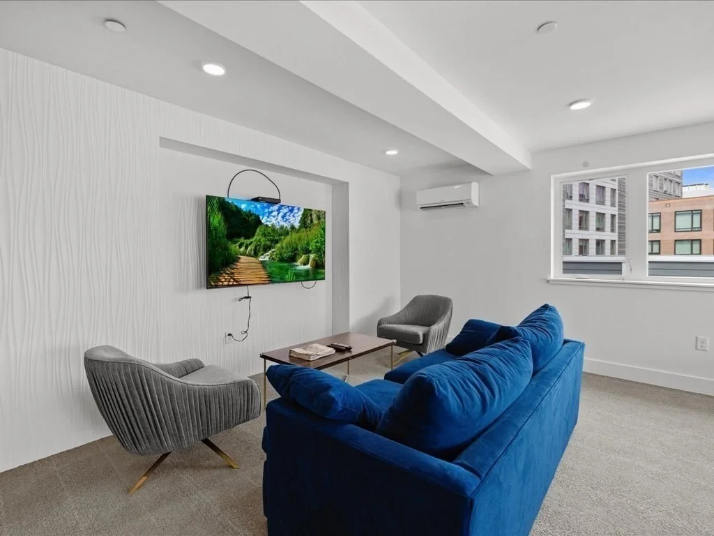 50 Hichborn, Brighton