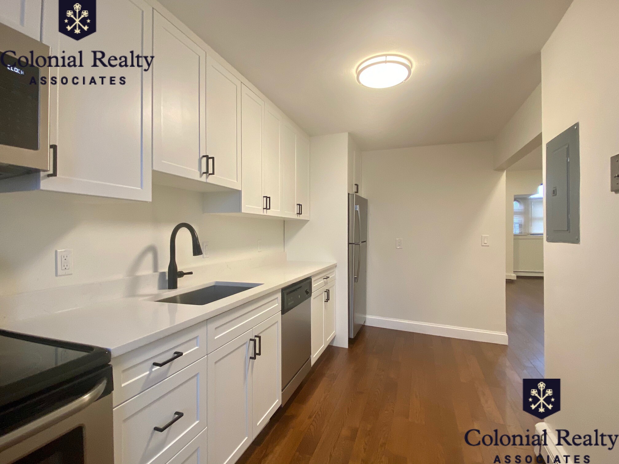 523 Massachusetts Ave, South End