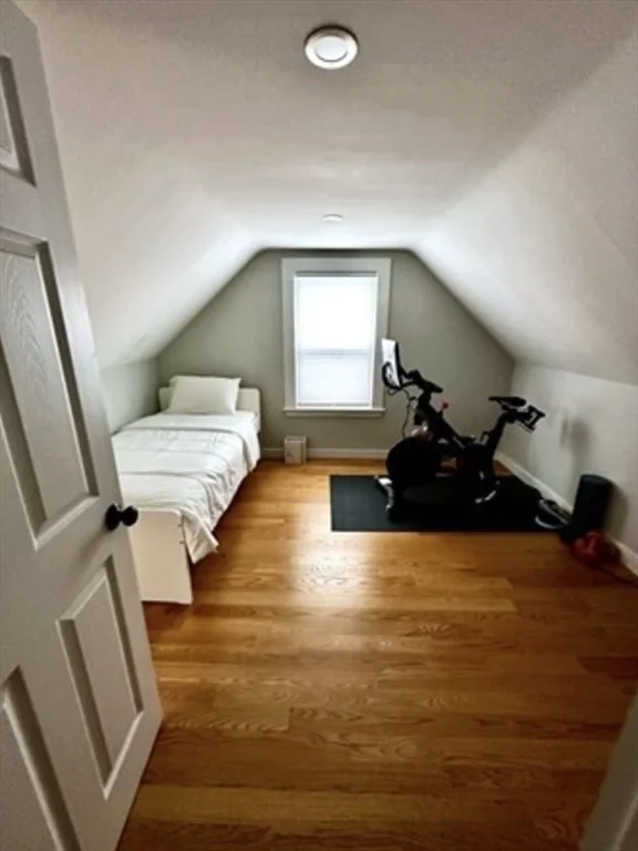 14 Everett St, Tufts University